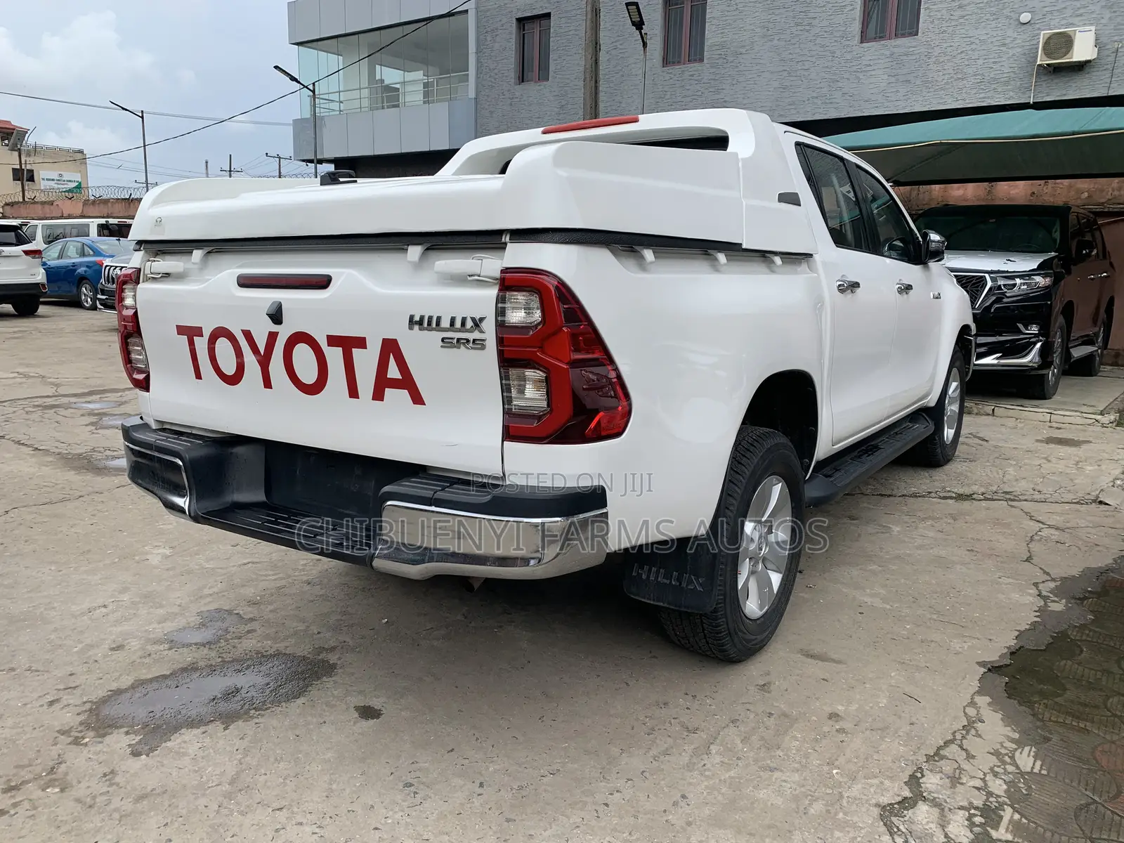 Toyota Hilux 2020 White