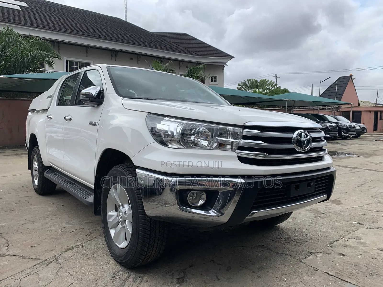 Toyota Hilux 2020 White
