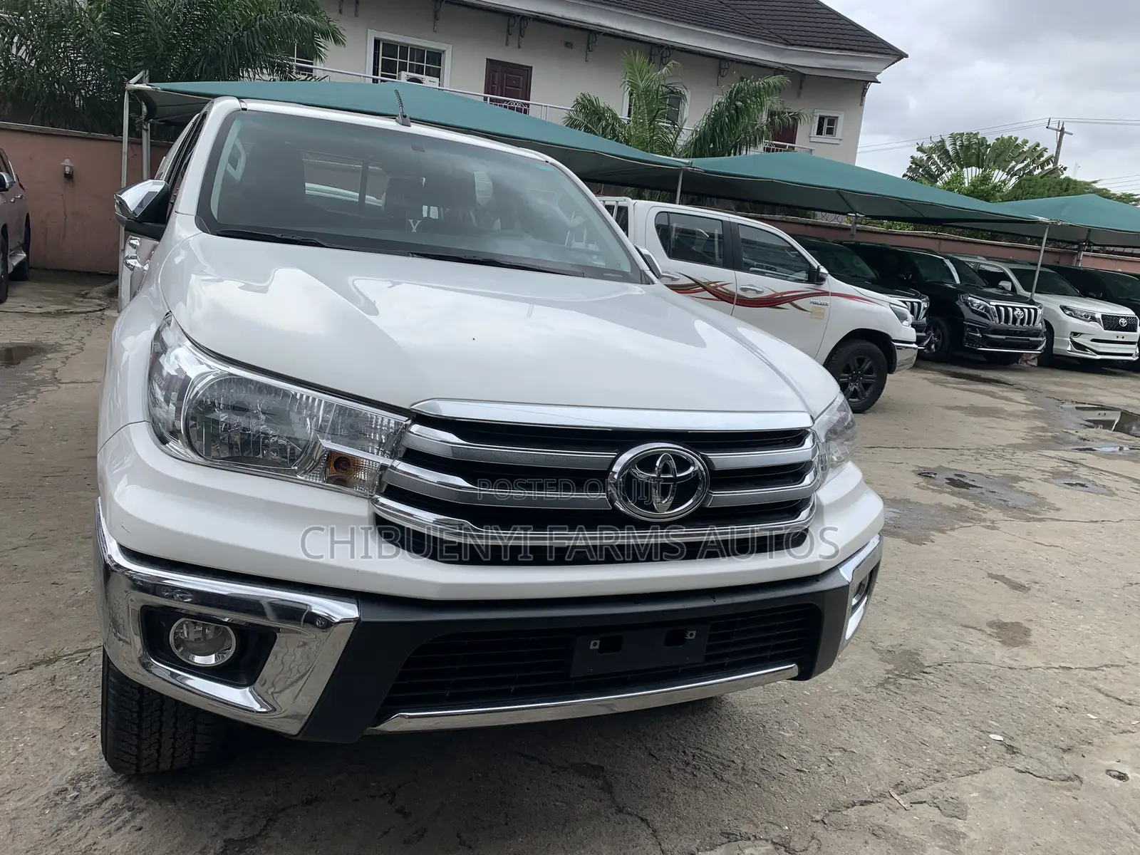 Toyota Hilux 2020 White