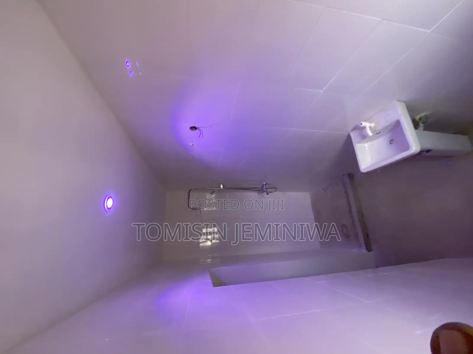 Furnished 3bdrm Block of Flats in Pacific Estate, Kubwa for sale