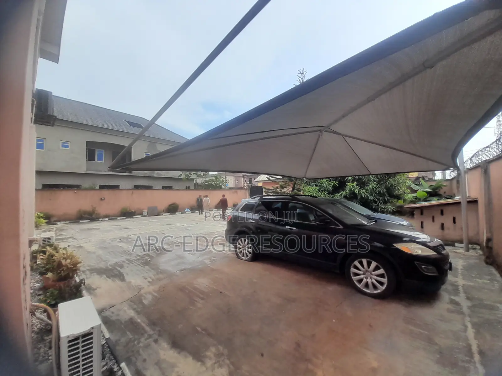 4bdrm Duplex in Ago Palace for sale