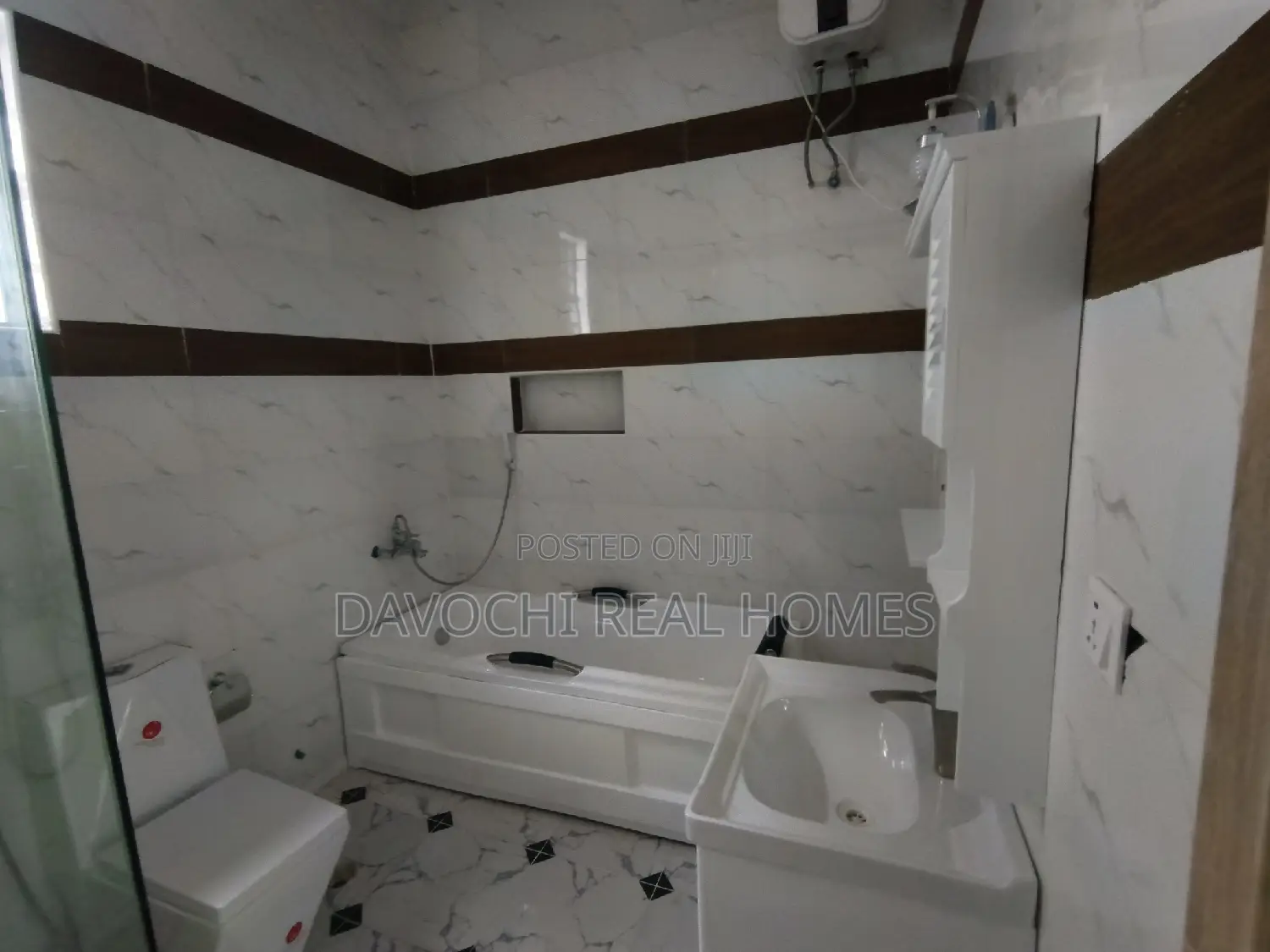 4bdrm Duplex in By Chevron Second, Lekki for rent
