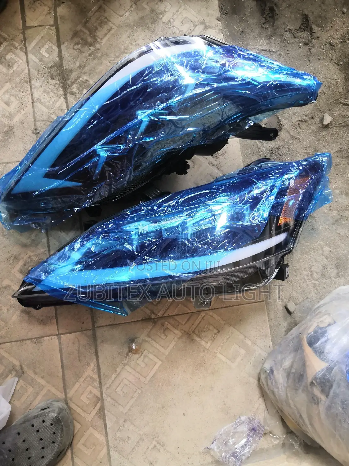 Set Headlamp Es350 2018 Three Touch