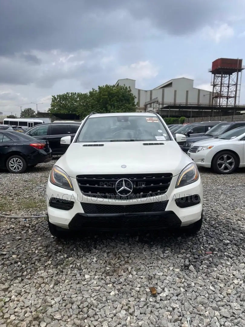 Mercedes-Benz M Class ML350 4dr SUV (3.5L 6cyl 7A) 2014 White