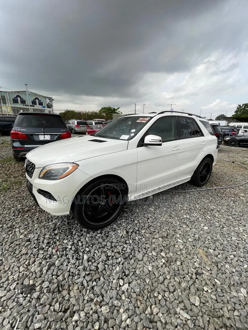 Mercedes-Benz M Class ML350 4dr SUV (3.5L 6cyl 7A) 2014 White