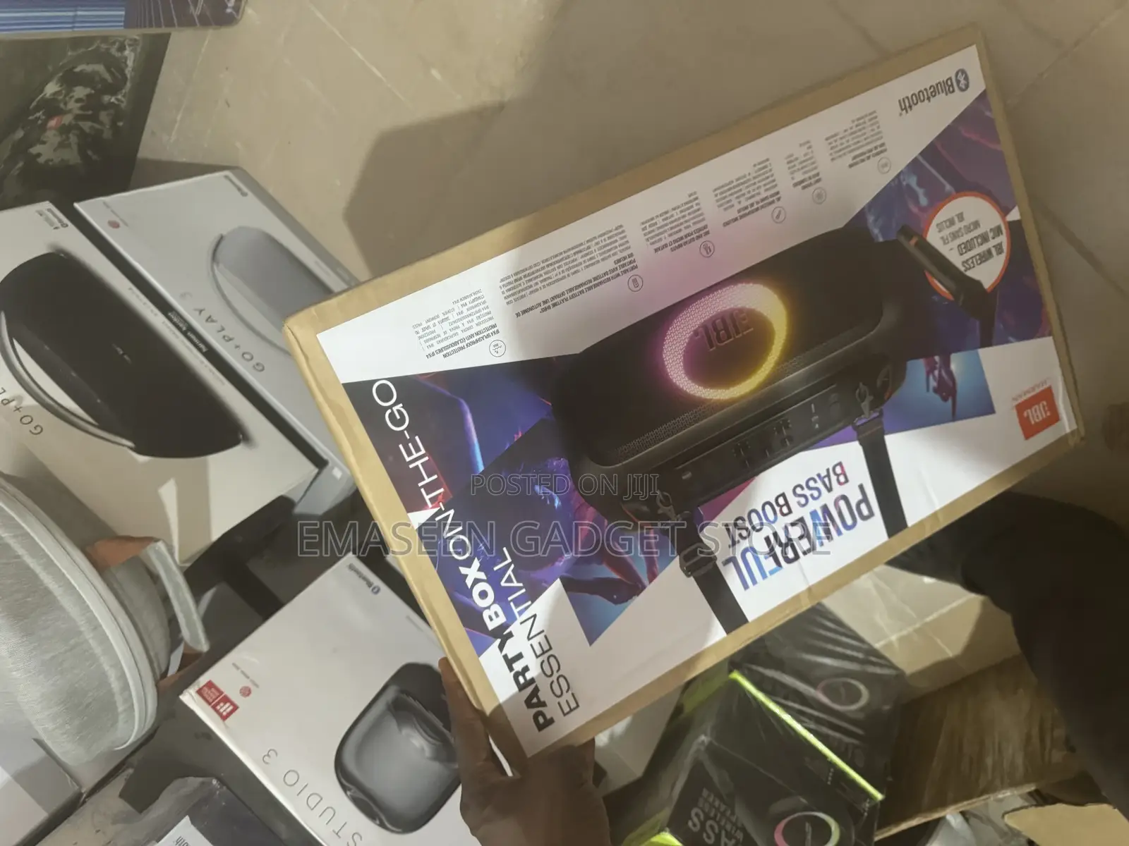 JBL Partybox on the Go Essential