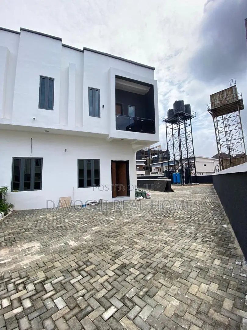 4bdrm Duplex in Chevron Drive, Lekki for rent