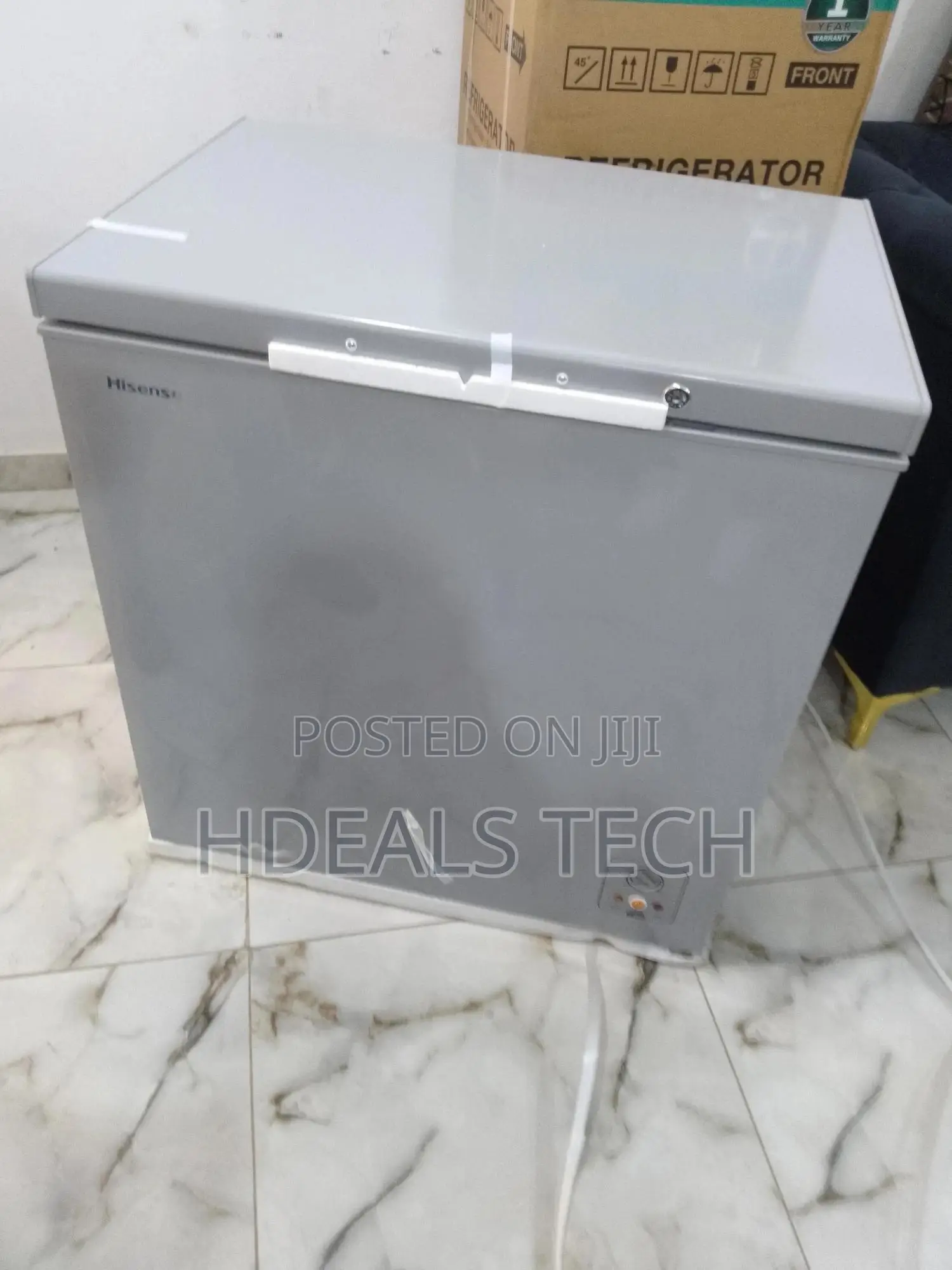Hisense FC260 198L Chest Freezer.