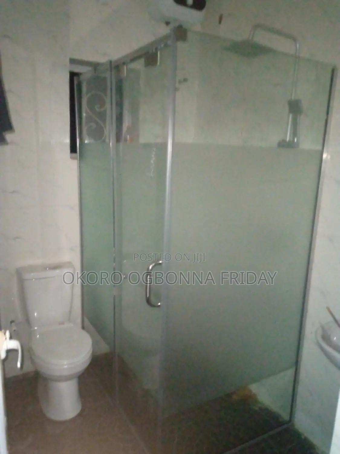 Floated Shower Cubicle