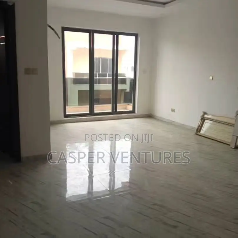 4bdrm Duplex in Salem, Ikate for sale