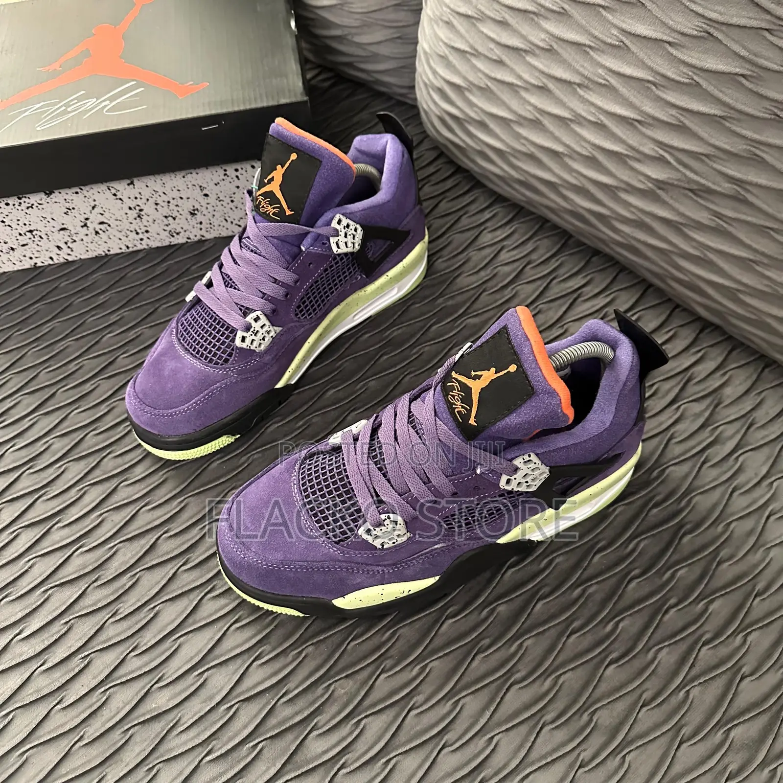 Original Air Jordan 4 Canyon Purple Sneakers