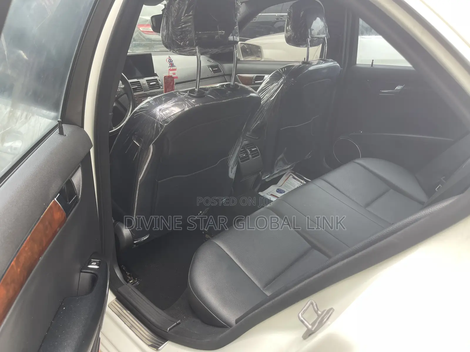 Mercedes-Benz C300 2010 White