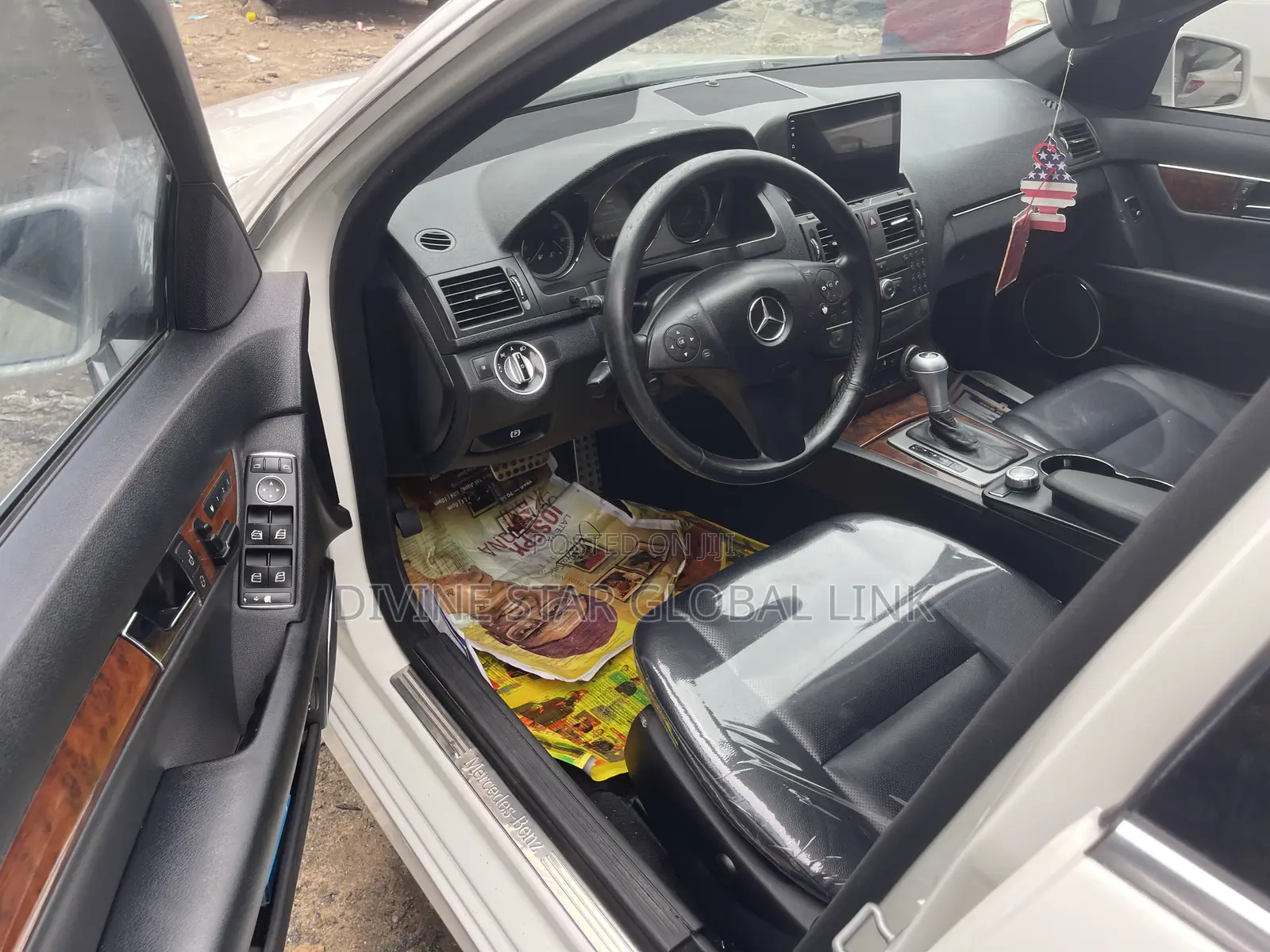 Mercedes-Benz C300 2010 White