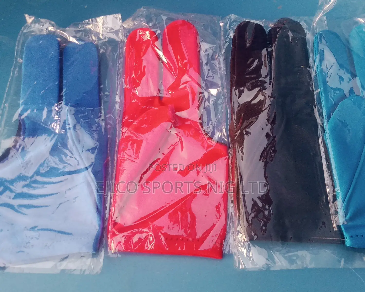 Brand New Snooker Gloves Available