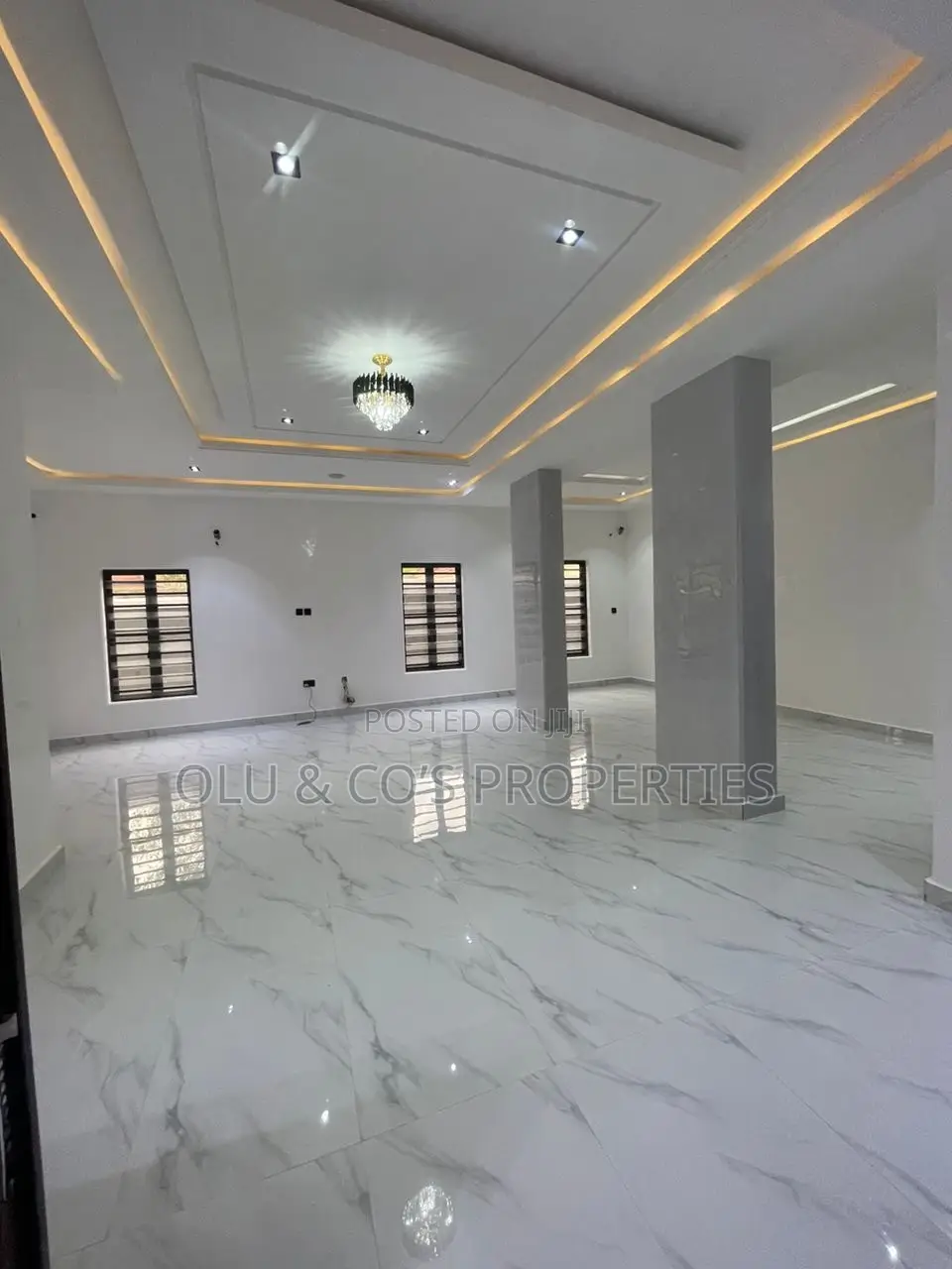 4bdrm Duplex in Apo Resettlement for sale