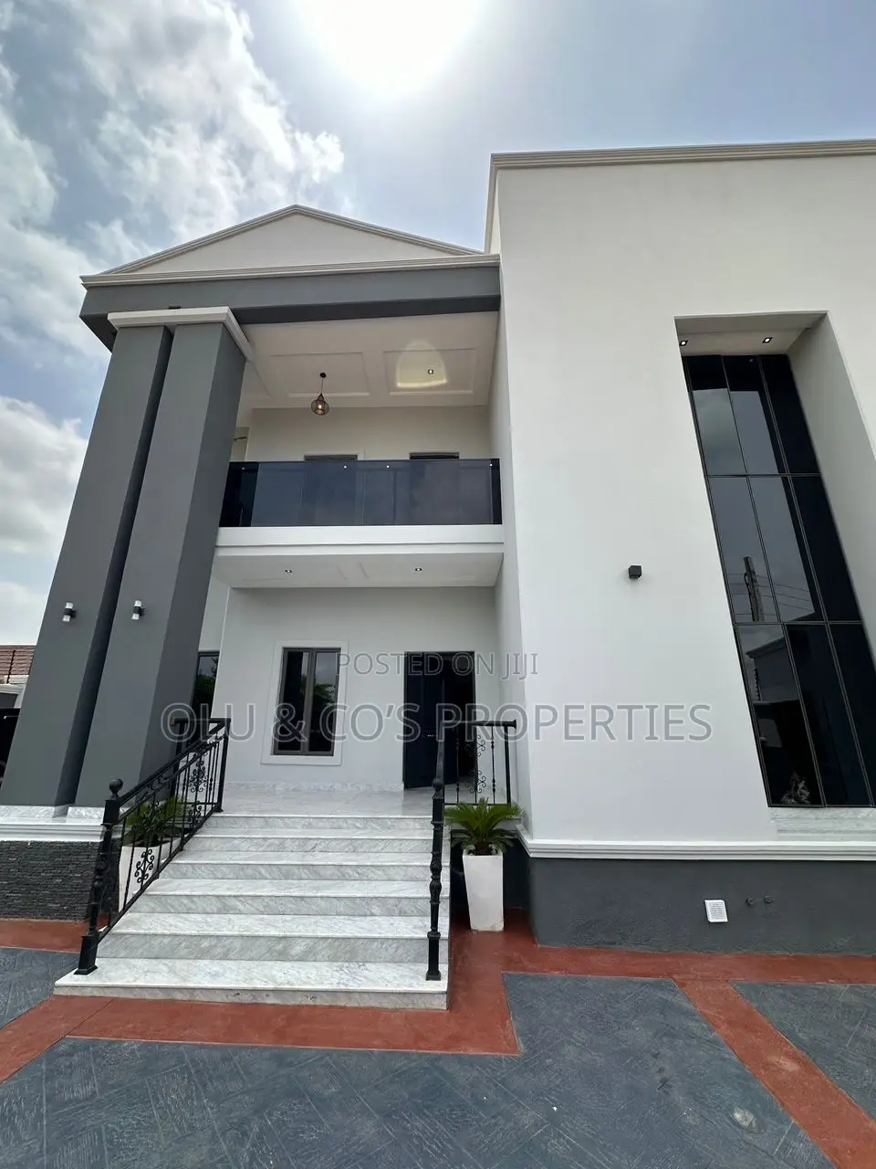 4bdrm Duplex in Apo Resettlement for sale