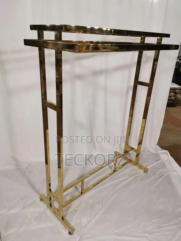 304 Gold Plated Stainless Steel 360 Boutique Clothing Rack