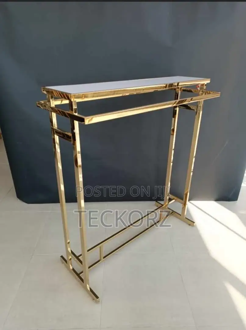 304 Gold Plated Stainless Steel 360 Boutique Clothing Rack