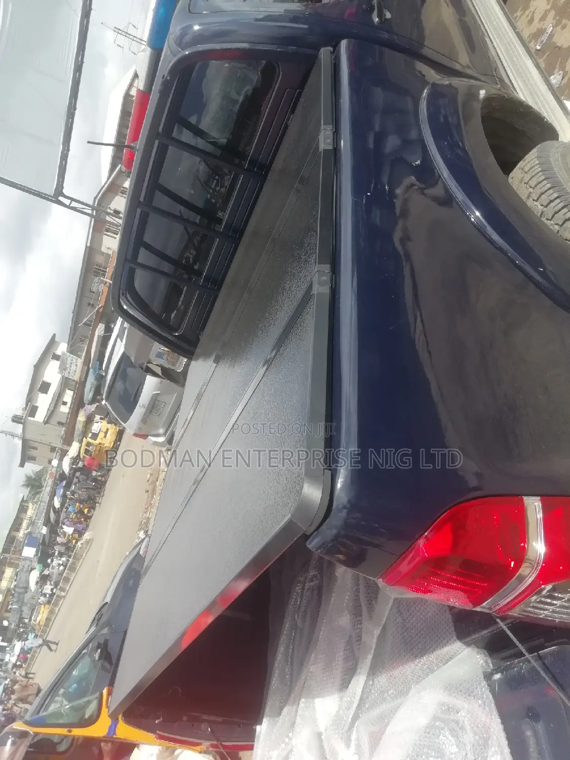 Hilux Boot Cover Fiber Folding ____--____-