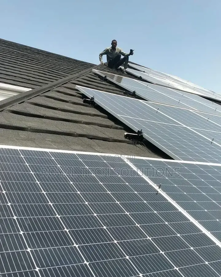 Solar Inverters/DSTV/CCTV/E-Fence Installer in Port Harcourt at Rcis
