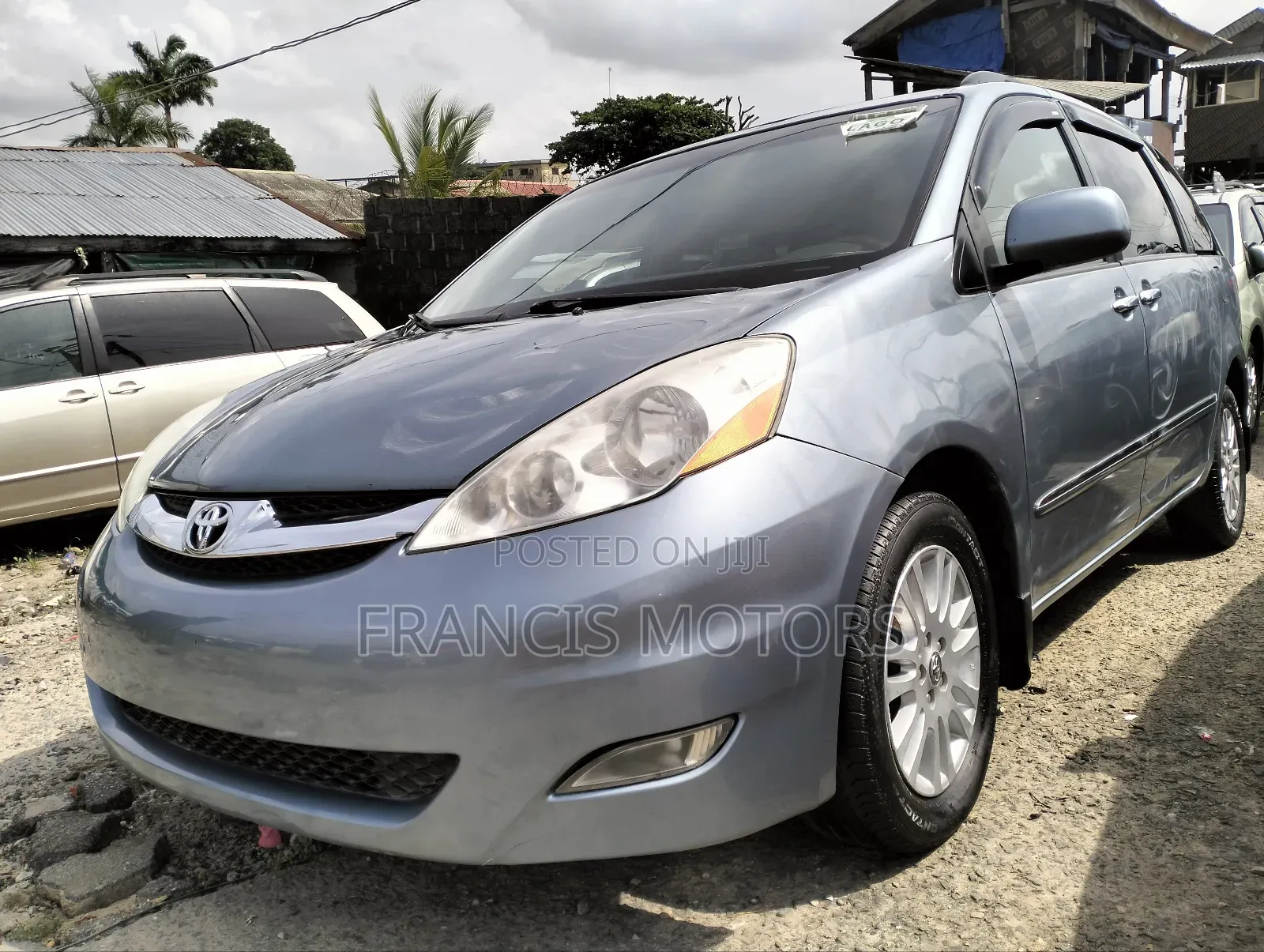 Toyota Sienna 2010 Blue