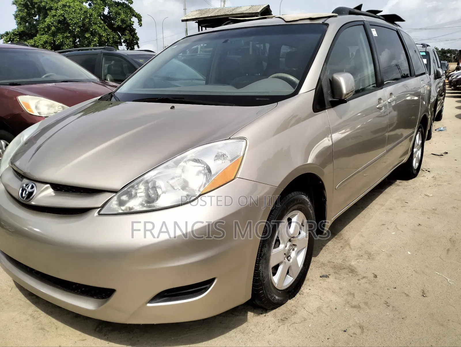 Toyota Sienna 2006 Gold