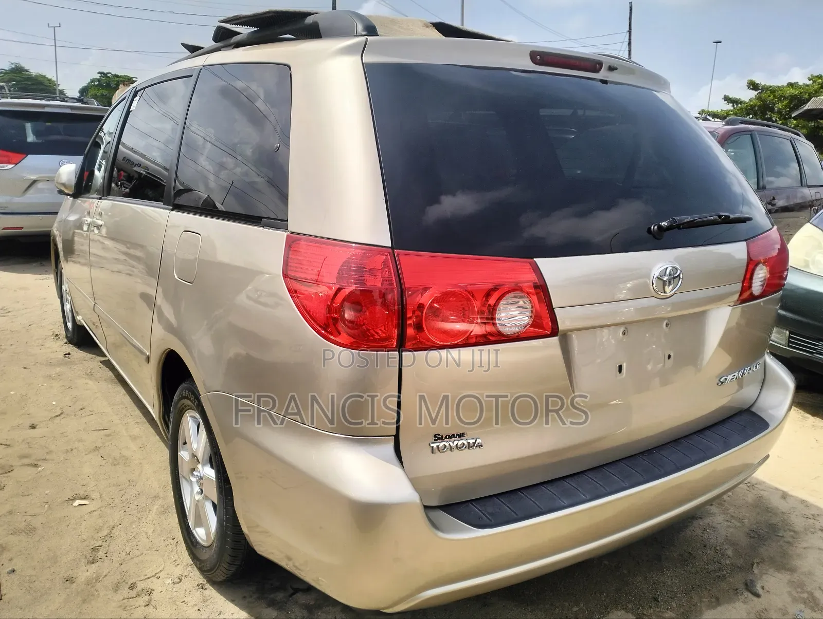 Toyota Sienna 2006 Gold