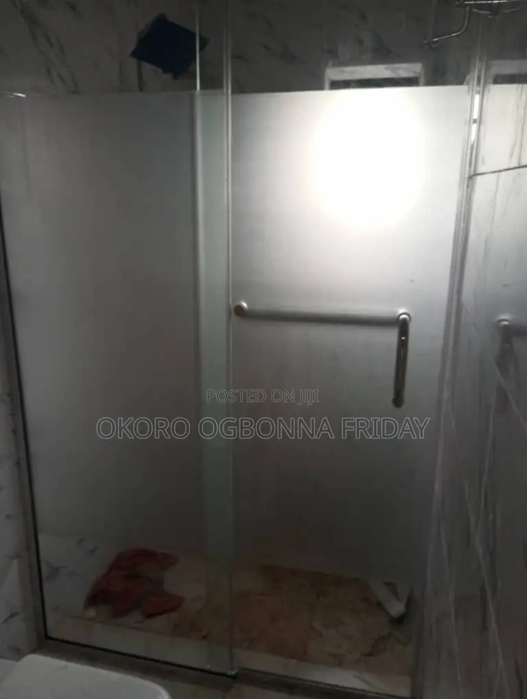 Believer Shower Cubicle