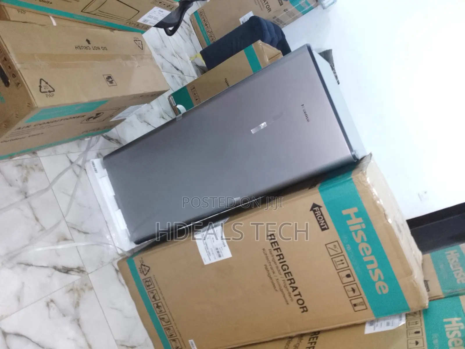 Fast Cooling and Retention Refrigerator | RS230S 176L