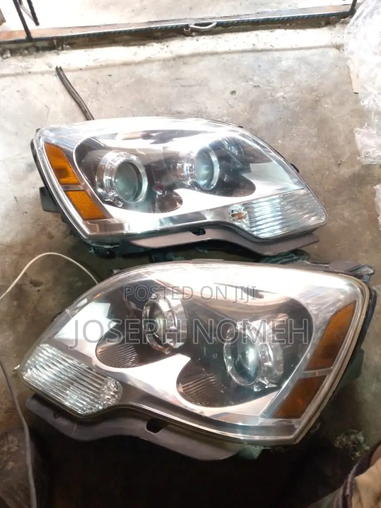 GMC Acadia 2008 Headlights