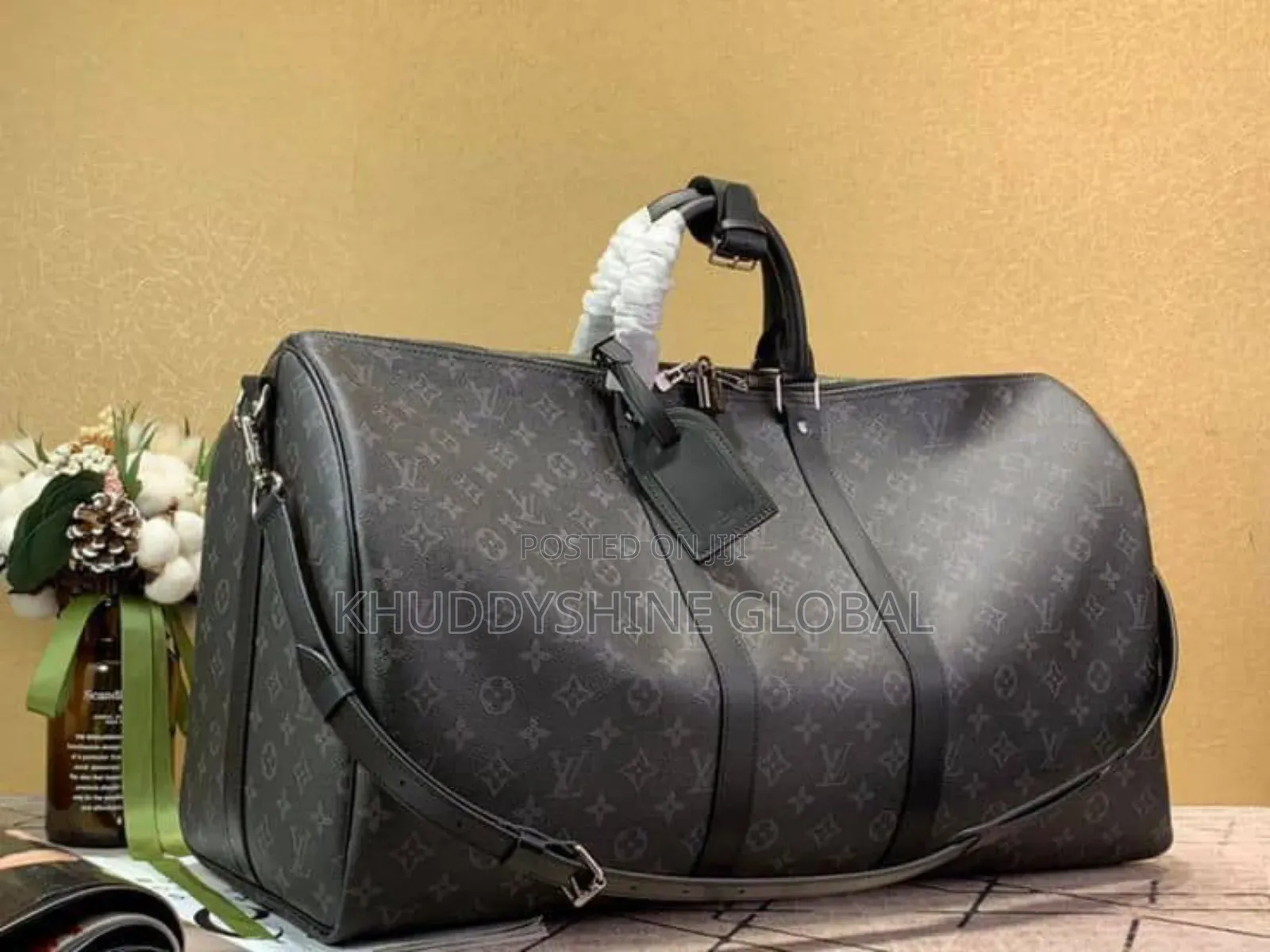 Top Notch Louis Vuitton Luxury Duffle Bag