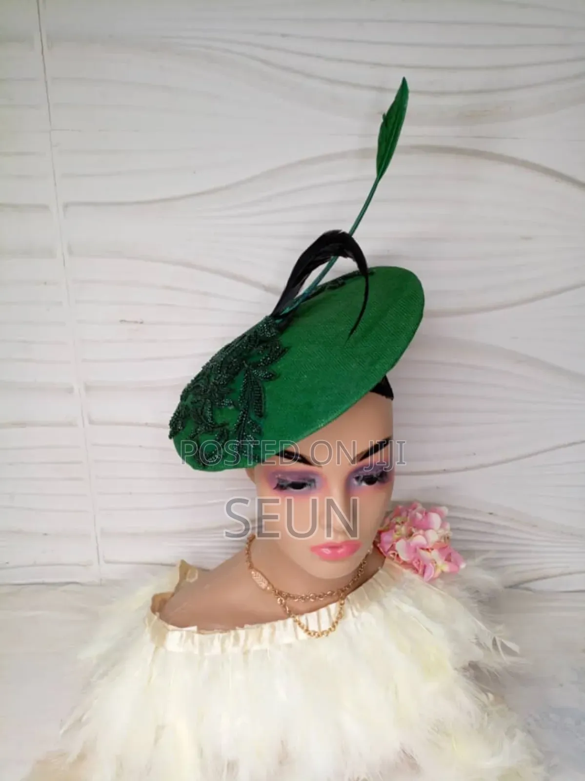Classy Fascinator