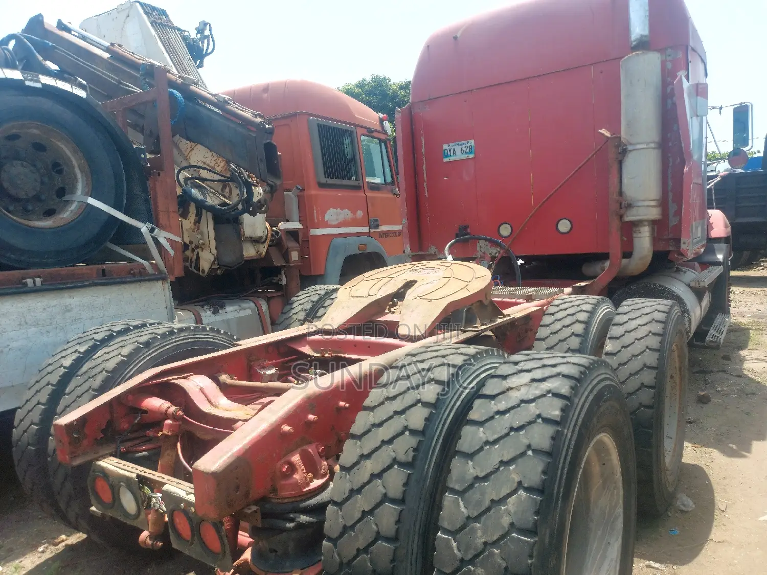 Double Cabin CH Mack Ten Tyres Head Truck Superb Injector En