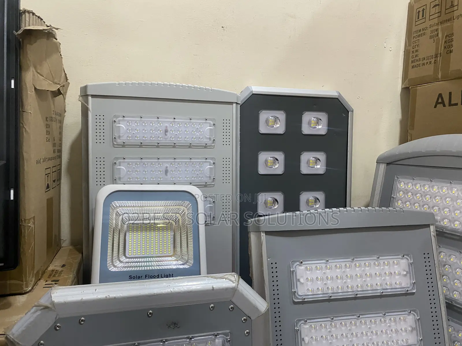 300W Alberto Solar Street Lights