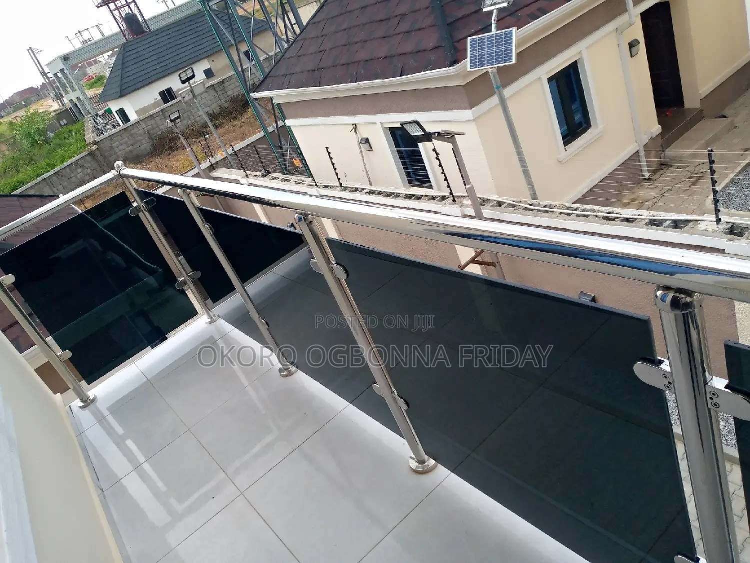 Balcony Gray on Top