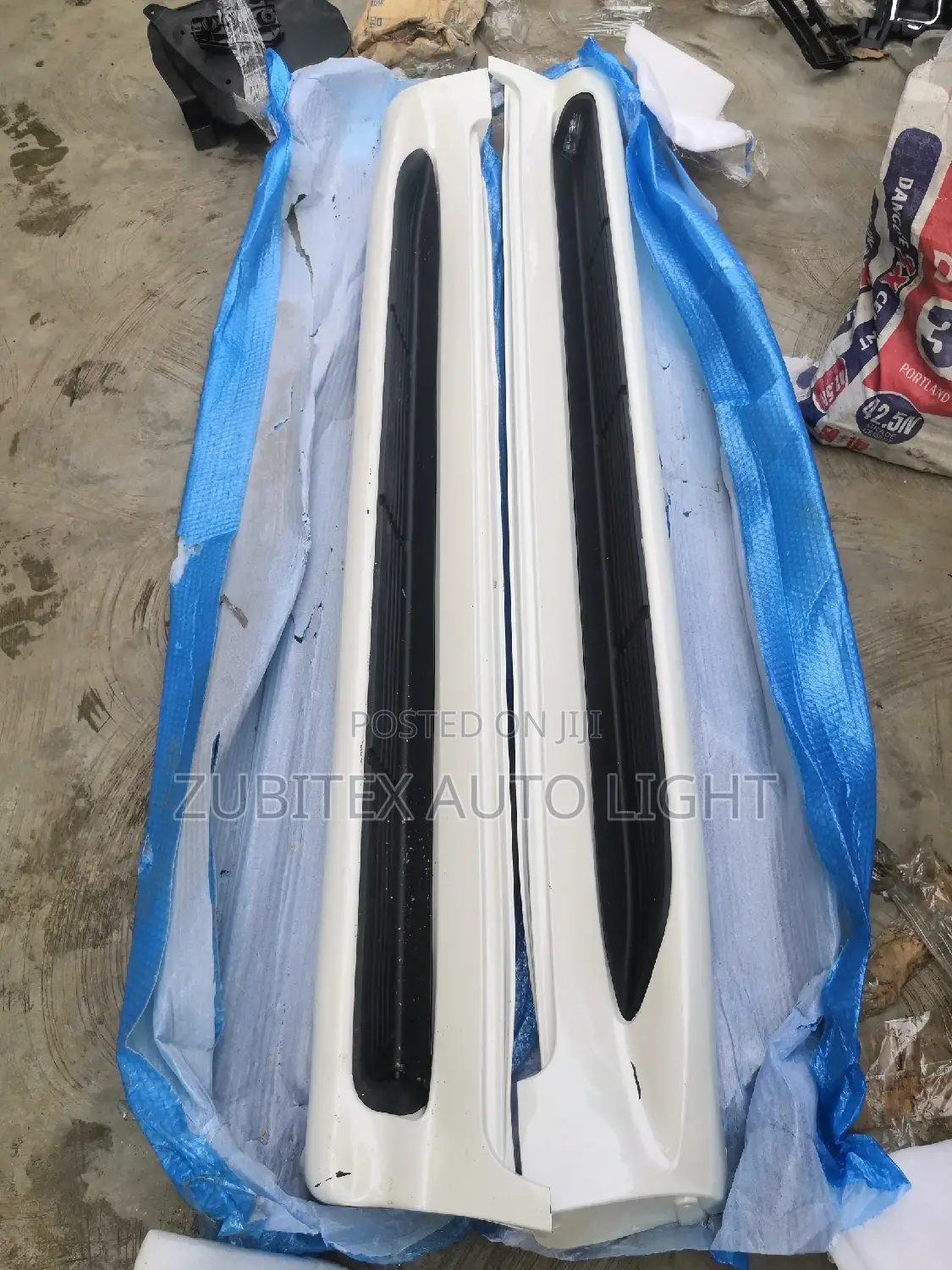 Set Side Step Lexus Landcruser 2018 Model