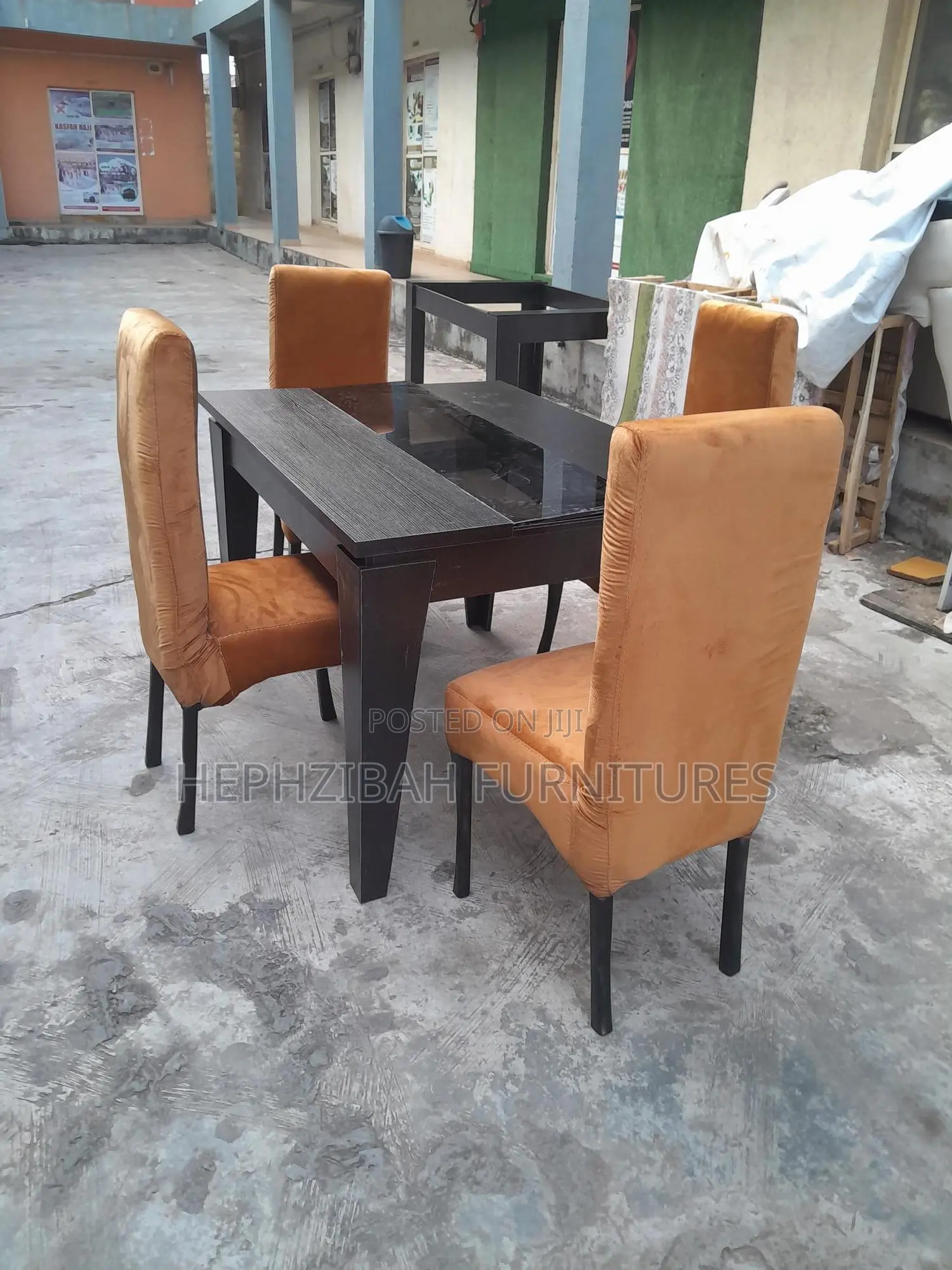4 Seater Orange Dinning With Glass
