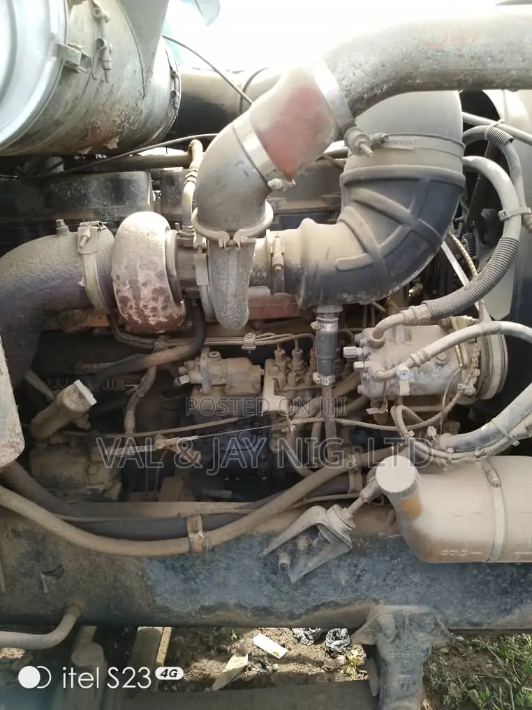 Mack Ch Model Tipper Truck 10 Tyres - Foreign Use