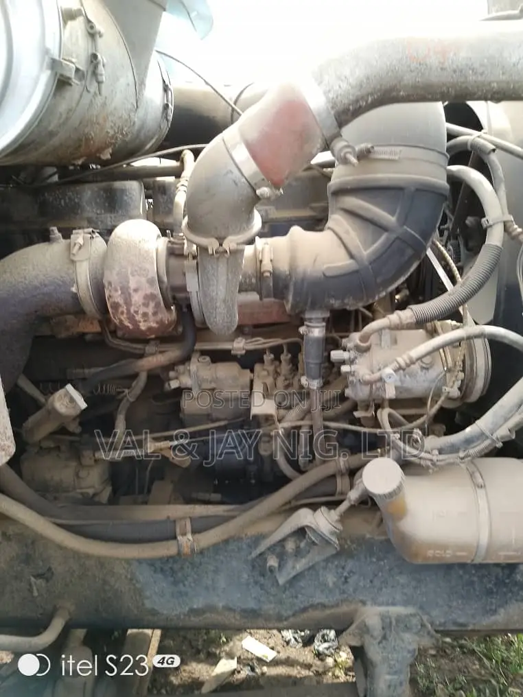 Mack Ch Model Tipper Truck 10 Tyres - Foreign Use