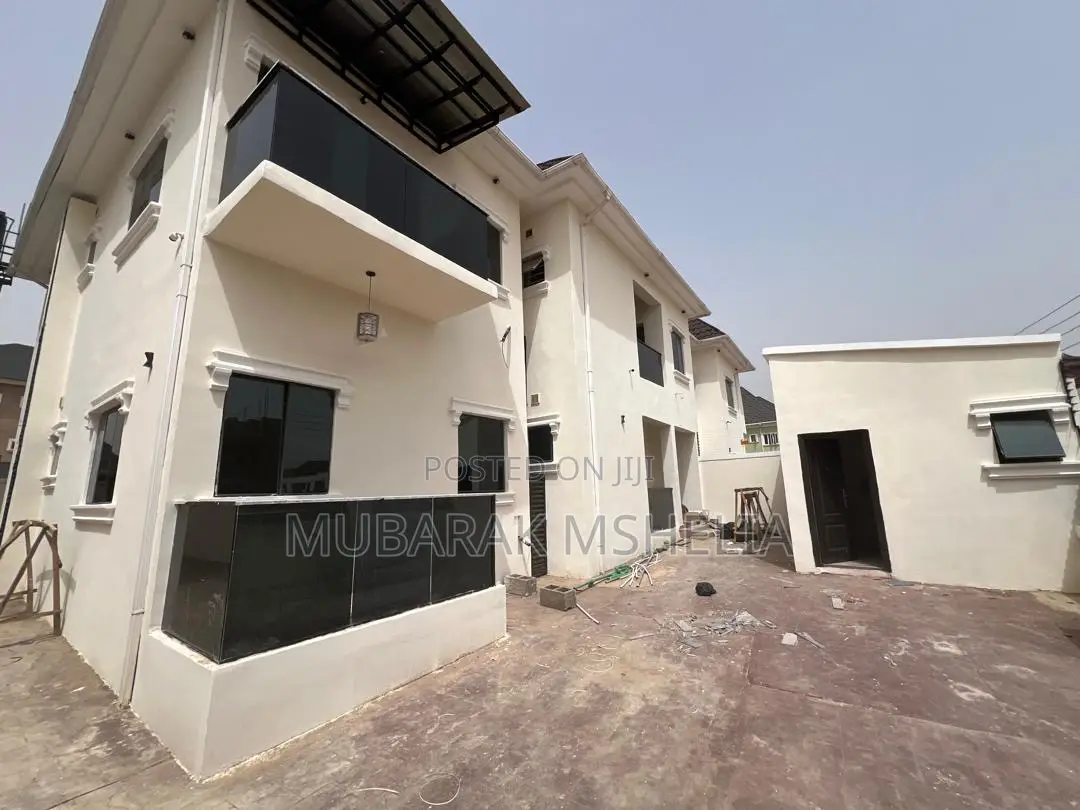 4bdrm Duplex in F01, Kubwa for sale