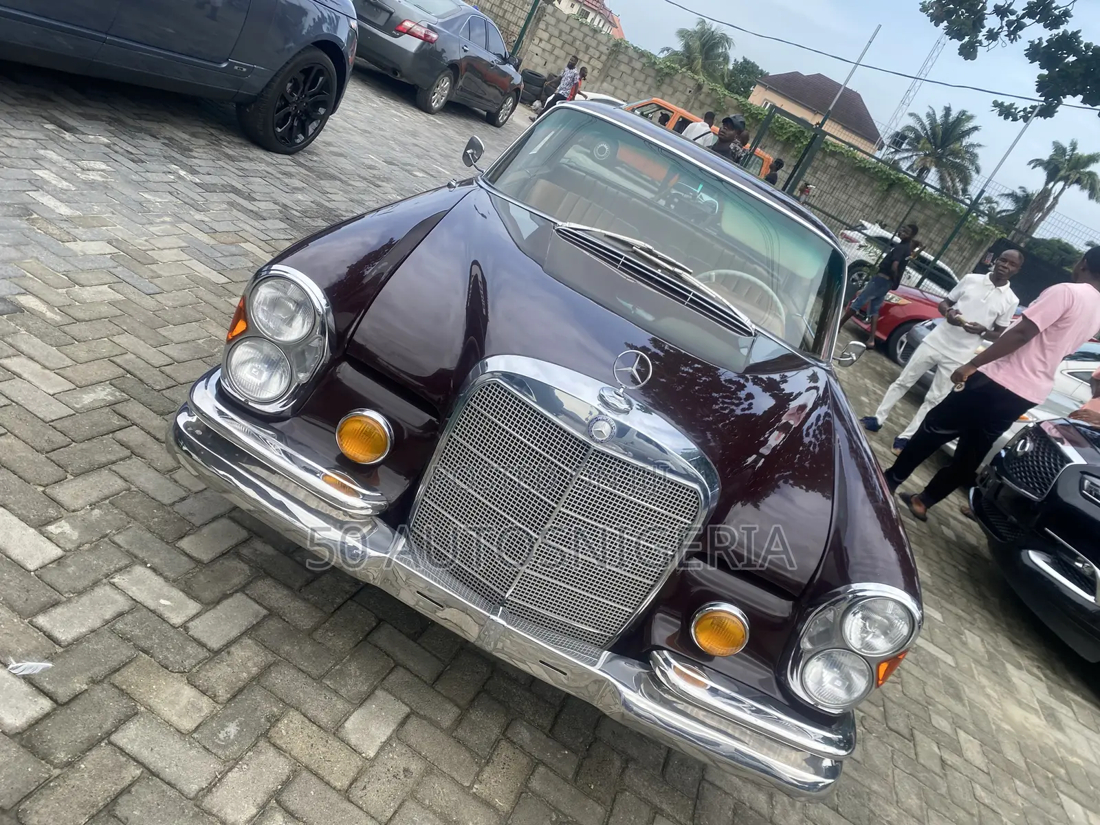 Mercedes-Benz E250 1979 Brown