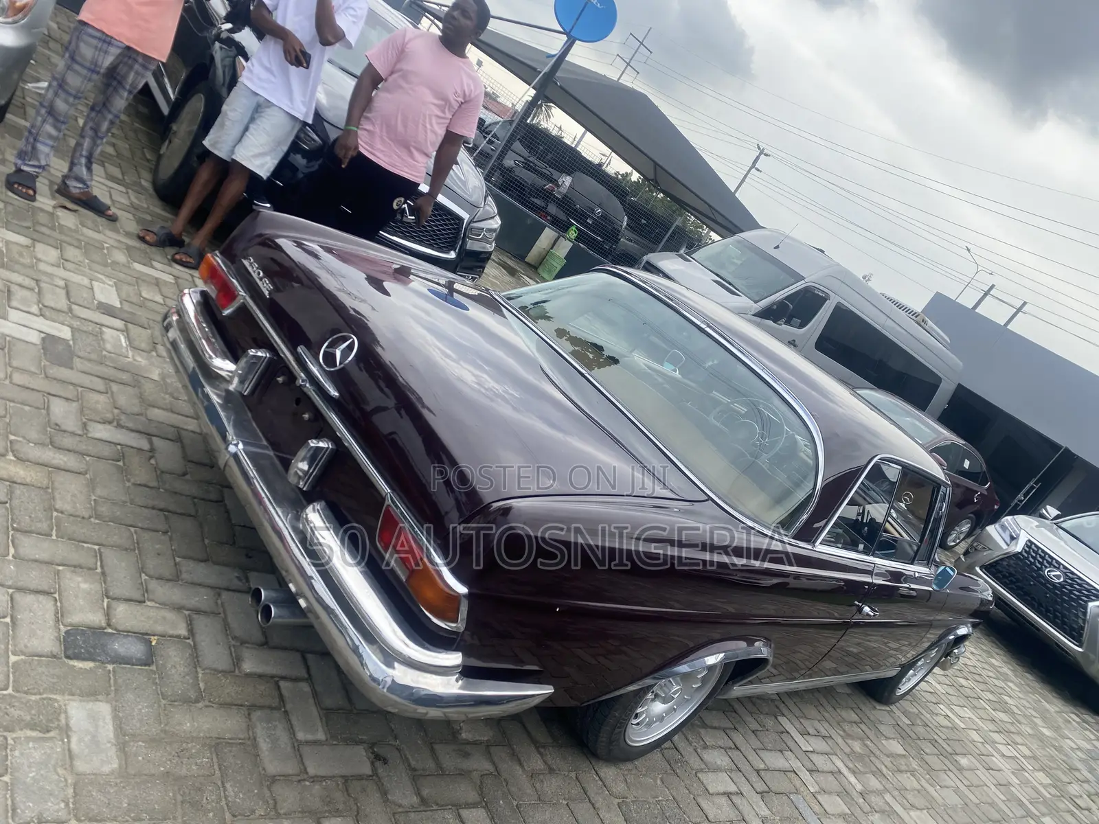 Mercedes-Benz E250 1979 Brown