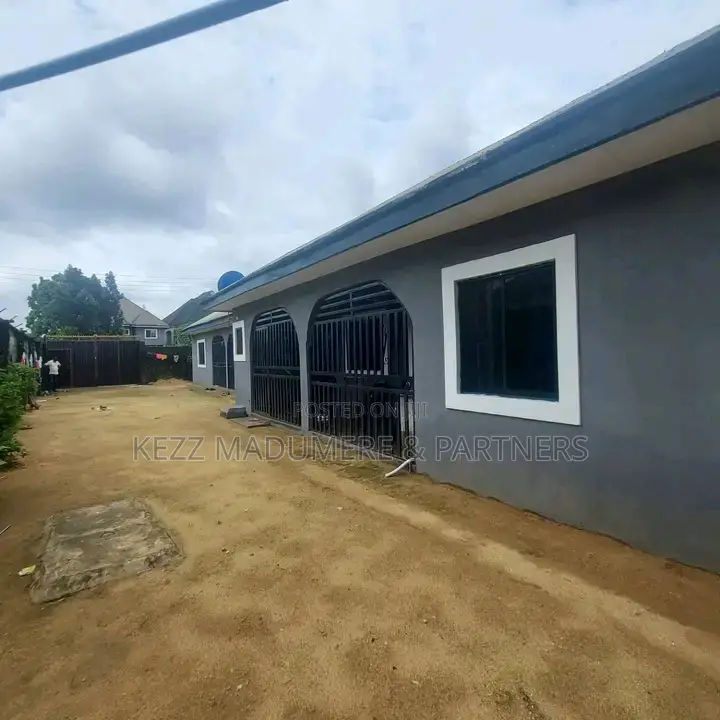 5bdrm Block of Flats in Sars Road , Port for sale