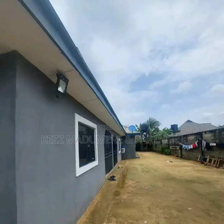 5bdrm Block of Flats in Sars Road , Port for sale