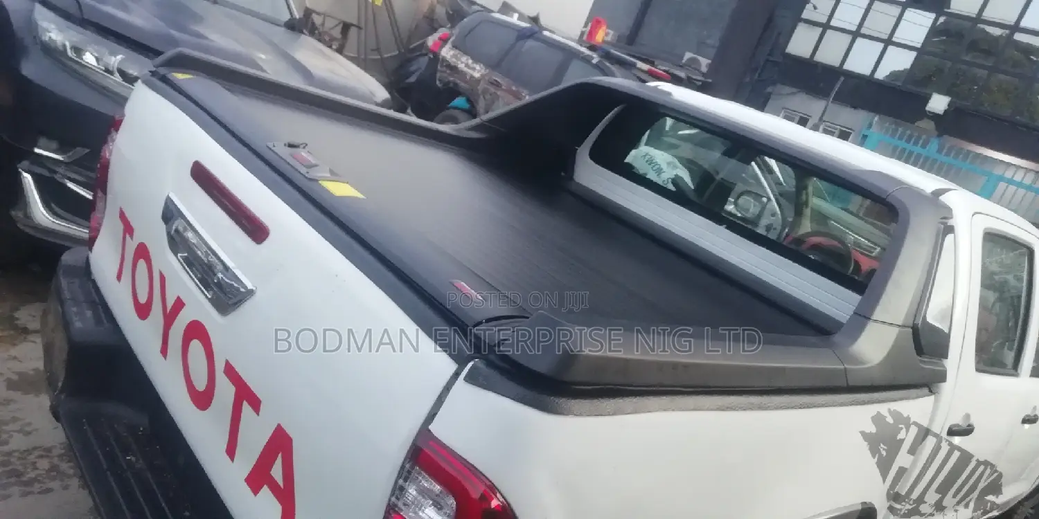 Rolling Boot Cover With Complete TRD Spoiler :"_-