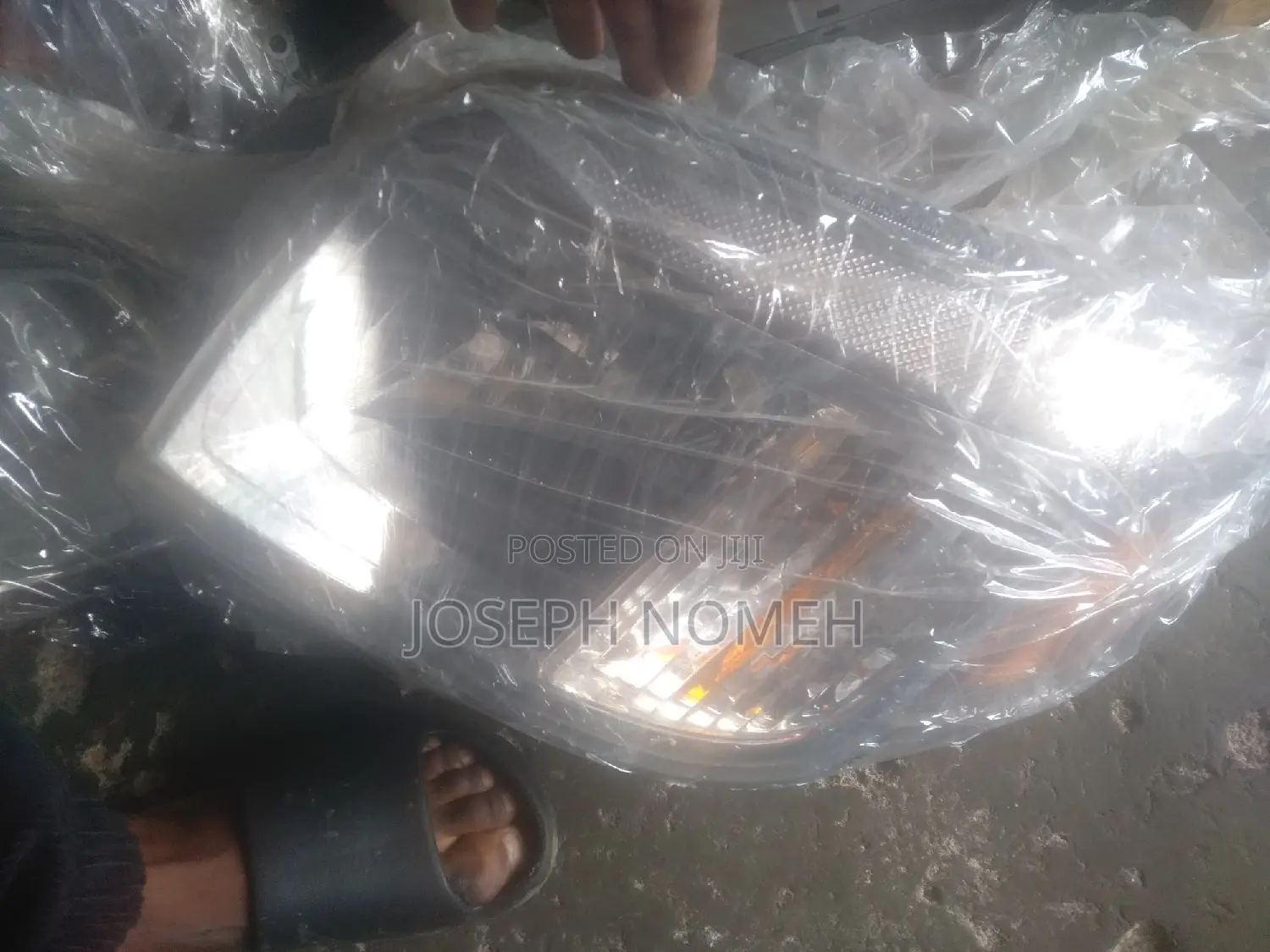 2010 Mercury Mariner Headlight