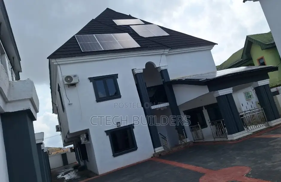 Furnished 7bdrm Apartment in Benin City for sale