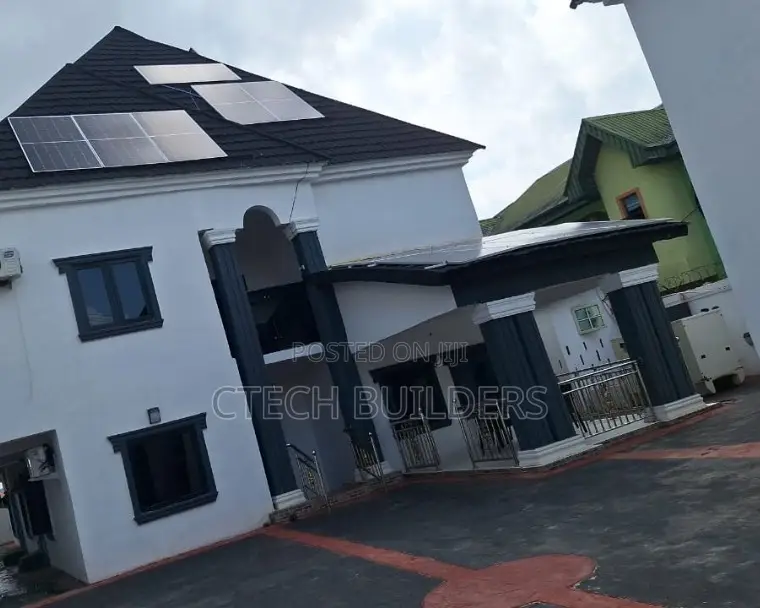 Furnished 7bdrm Apartment in Benin City for sale