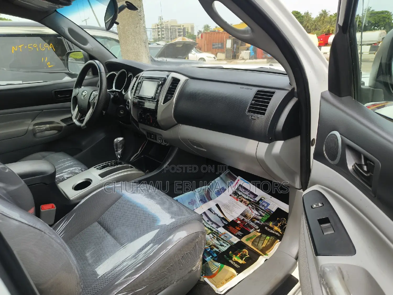Toyota Tacoma 2015 White