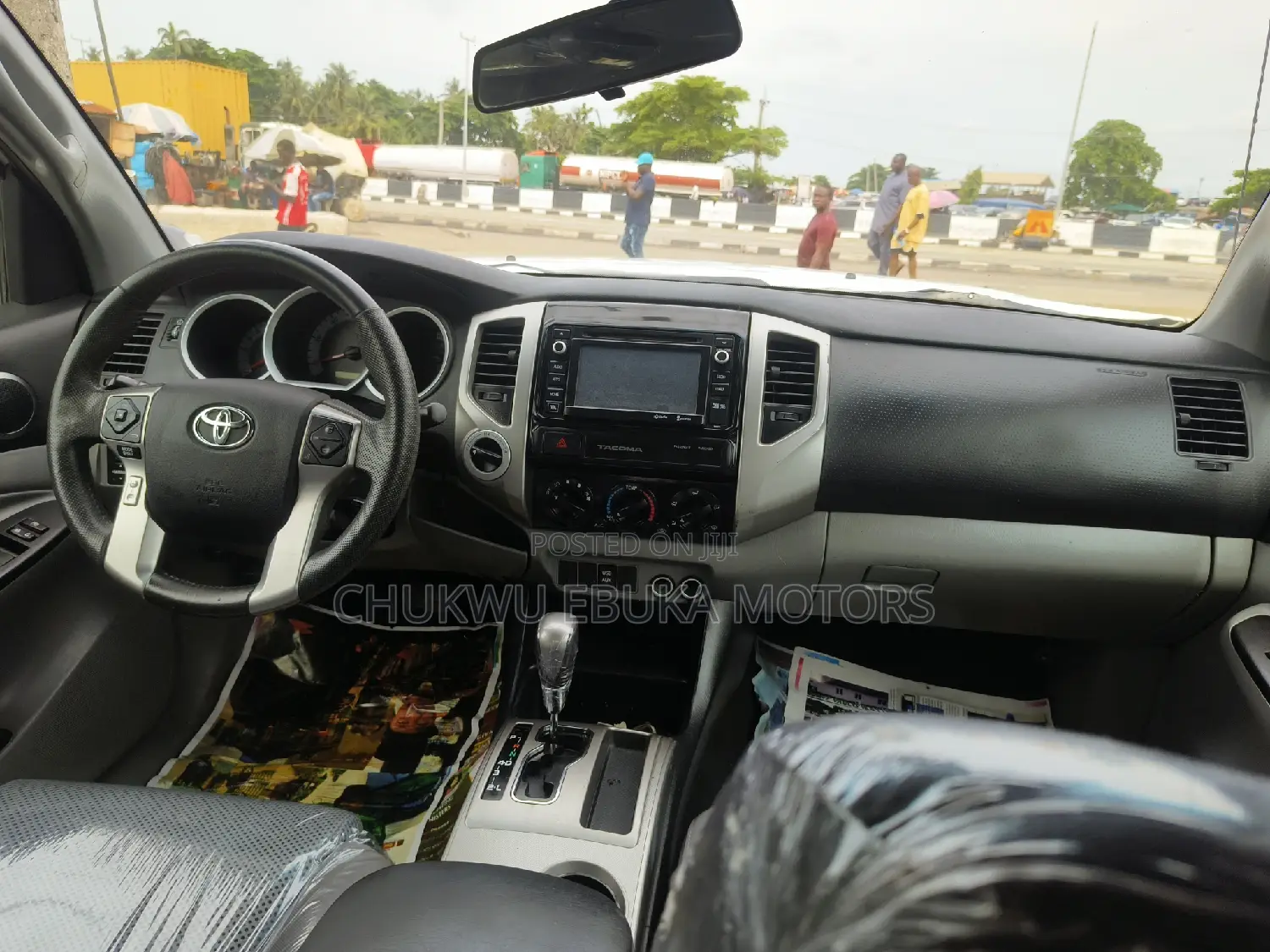 Toyota Tacoma 2015 White